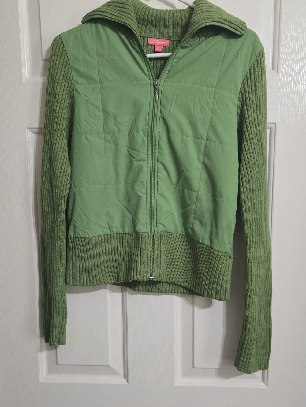 Green Quilted Front Knit-Sleeve Zip Jacket